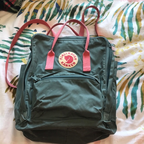 Fjallraven Handbags - Fjallraven Kånken Backpack